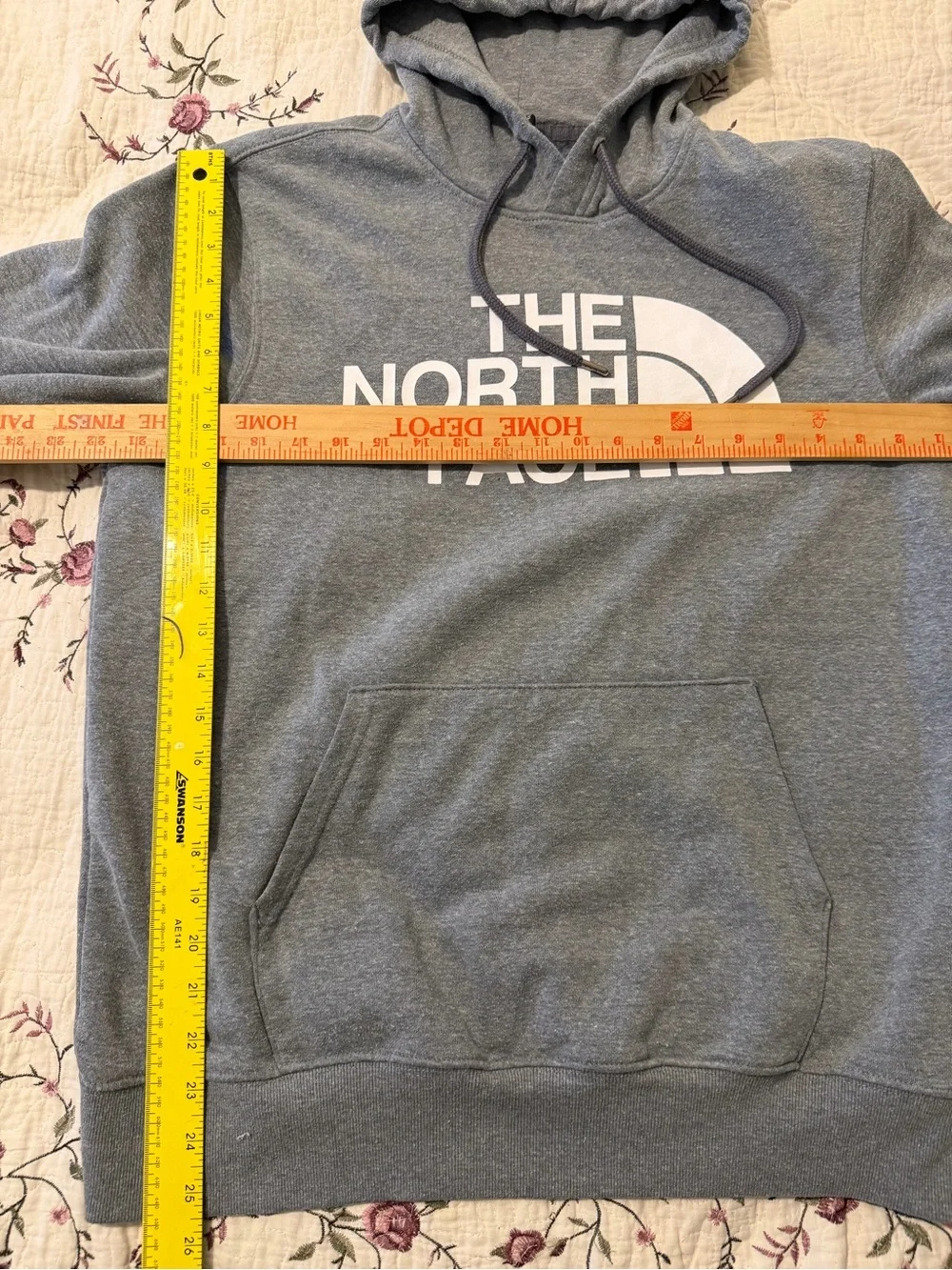 The North Face Gray Pullover Hoodie with White Logo Mens M